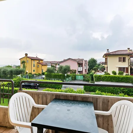 Holiday home Near The Lake, Shared Swimming Pool