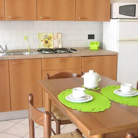 Holiday home Near The Lake, Shared Swimming Pool