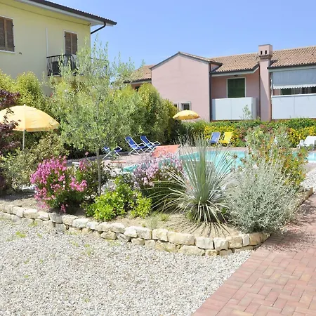 Near The Lake, Shared Swimming Pool Holiday home Lazise