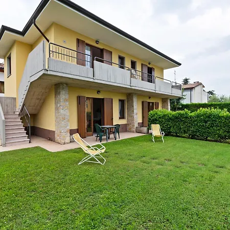 Holiday home Near The Lake, Shared Swimming Pool Lazise