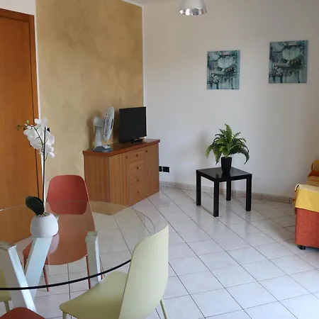 Near The Lake, Shared Swimming Pool * Lazise