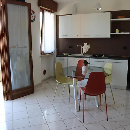 Near The Lake, Shared Swimming Pool * Lazise