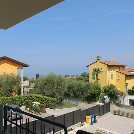 Near The Lake, Shared Swimming Pool Dom wakacyjny *