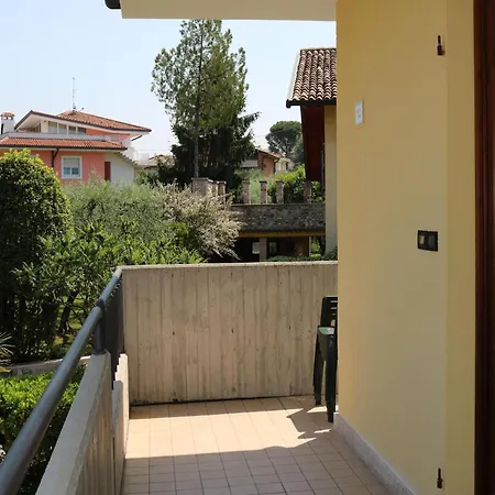 Dom wakacyjny Near The Lake, Shared Swimming Pool Lazise