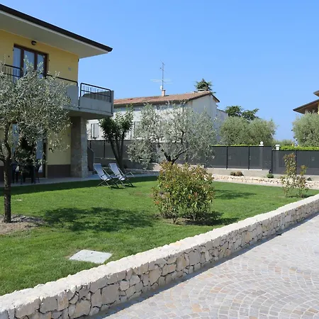 Near The Lake, Shared Swimming Pool * Lazise